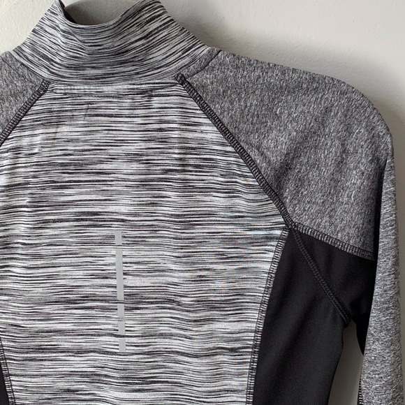 Avia | Half Zip Long Sleeve - Picture 5 of 6